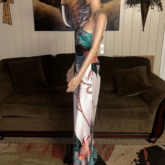 CBR • Medium • Multi-Colors • Sleeveless • Floral/Peacock Design • Jumpsuit •New - Picture 9 of 16